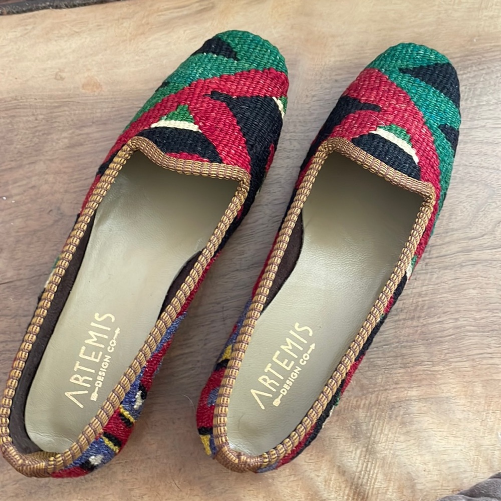 Artemis Design Co Women’s Kilim Loafers **NEVER WORN**
